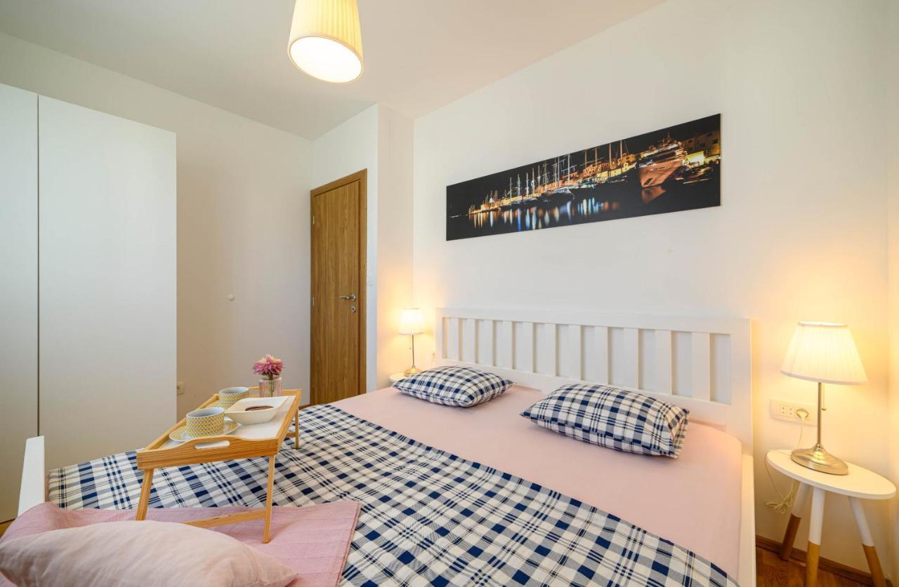 Apartment Banjada Zaboric Exteriör bild
