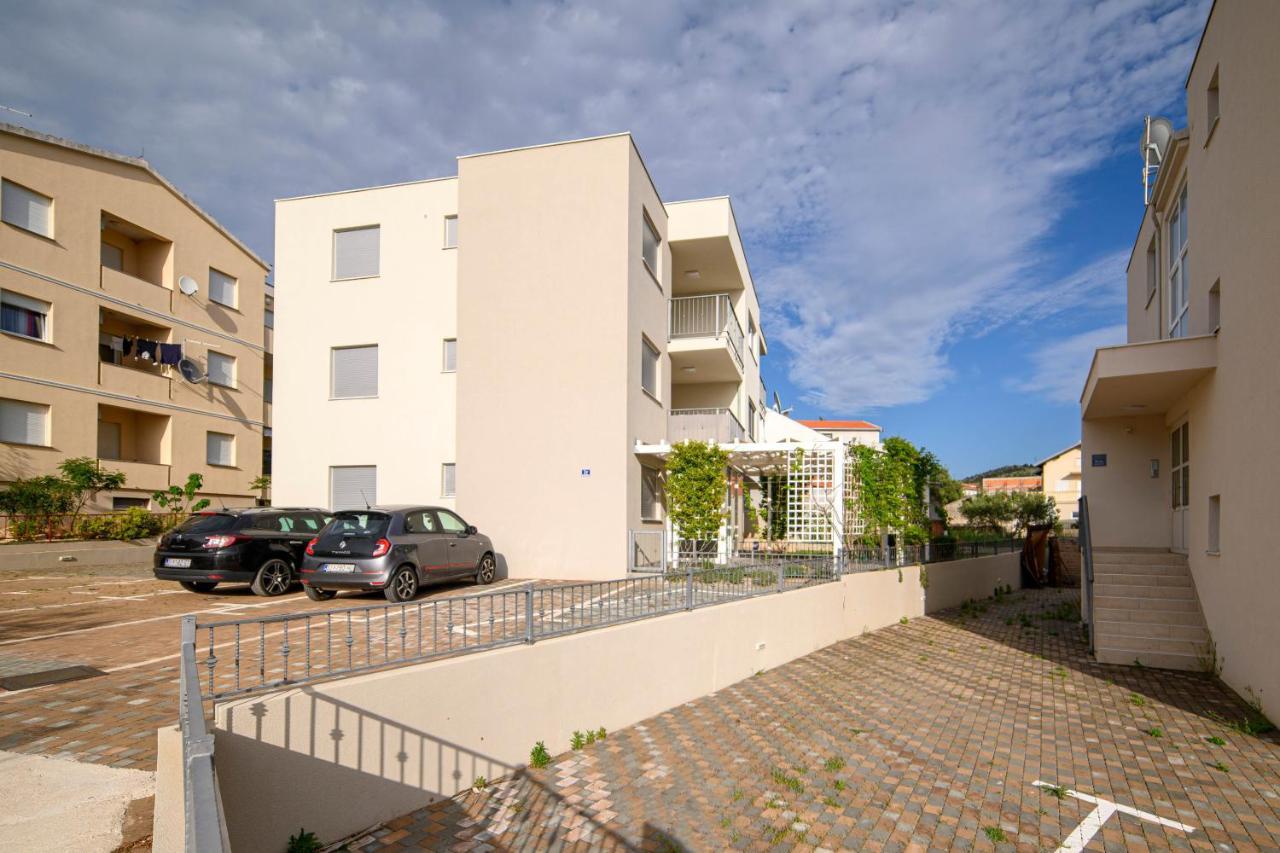 Apartment Banjada Zaboric Exteriör bild
